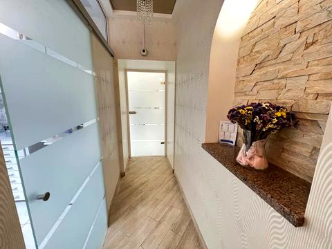 комерційна за адресою Поштова, 5