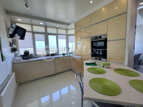 квартира за адресою Степана Рудницького вул. (Академіка Вільямса), 3/7