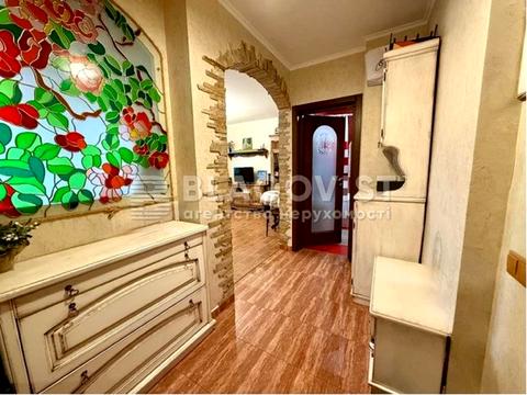квартира за адресою Метрологічна вул., 13
