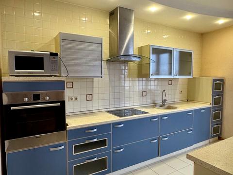 квартира за адресою Вавилових вул., 15-А