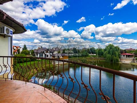 будинок за адресою Вишнева