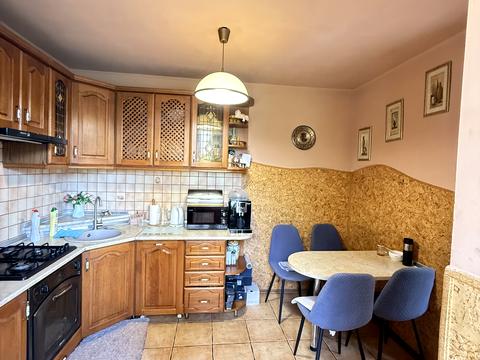 квартира за адресою Росвигівська вул., 9