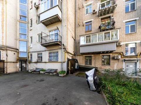 коммерческая по адресу Лютеранская ул., 21