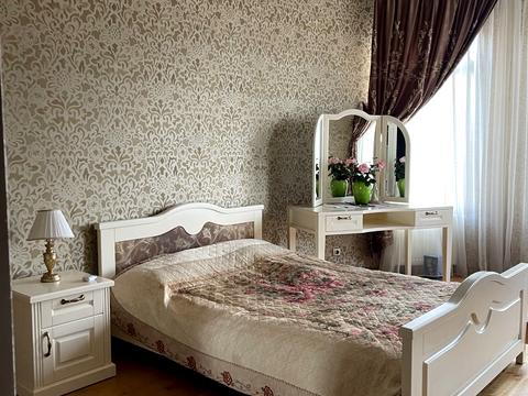 будинок за адресою 12-Ентузіастів, 18