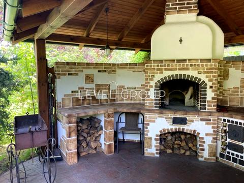 дом по адресу Садовая ул.