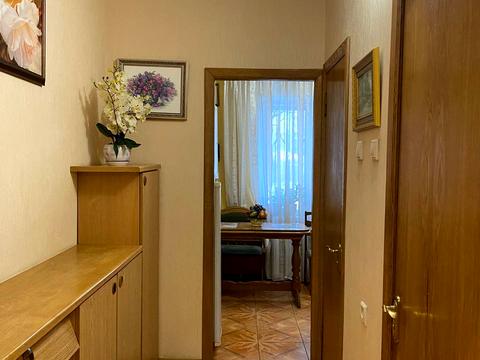 квартира по адресу Александра Мишуги ул., 1/4