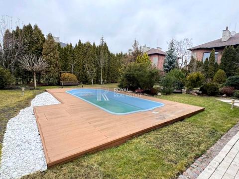 будинок за адресою Лісова вул.