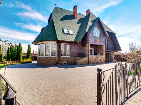 будинок за адресою Вітряна вул., 12