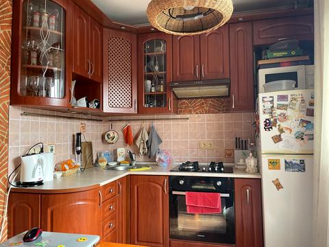 квартира за адресою Володимира Момота вул., 40