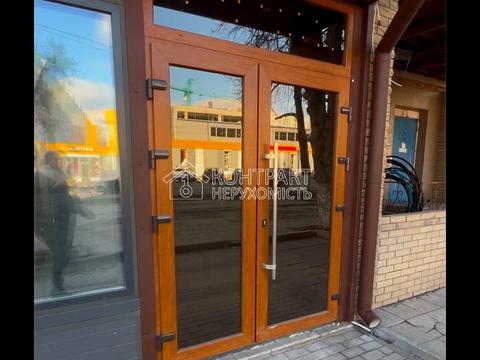 коммерческая по адресу Холодногорская ул. (Елизарова), 3