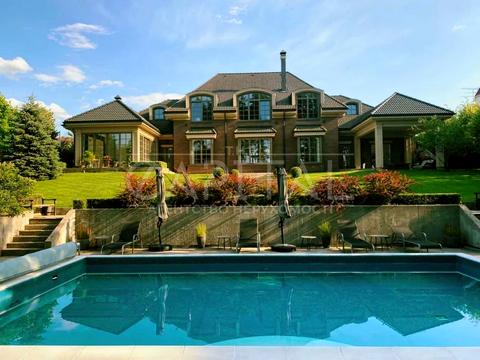 будинок за адресою Соснова вул.