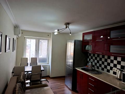 квартира по адресу площа Григоренка, 4