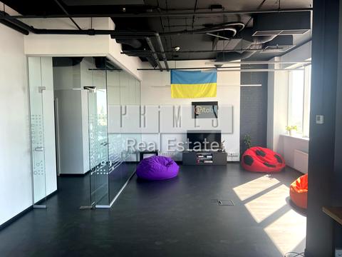 комерційна за адресою Вацлава Гавела бульв. (Івана Лепсе), 6з