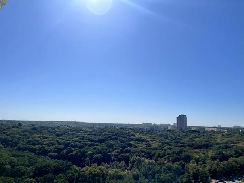 квартира за адресою Рея Бредбері вул., 2