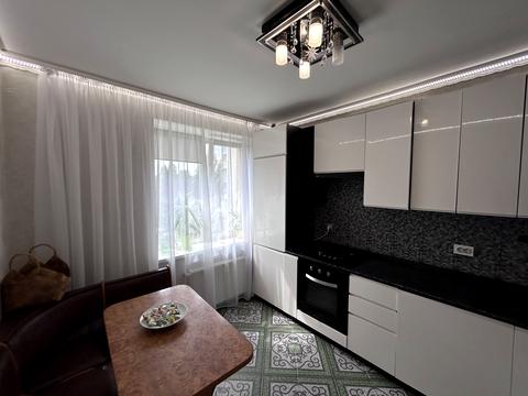 квартира за адресою Боголюбова вул., 37