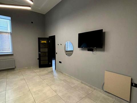 квартира за адресою Володимира Івасюка вул., 7
