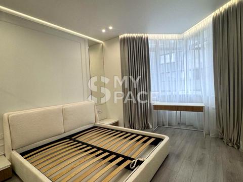 квартира за адресою Андрія Верхогляда вул. (Михайла Драгомирова), 14-А