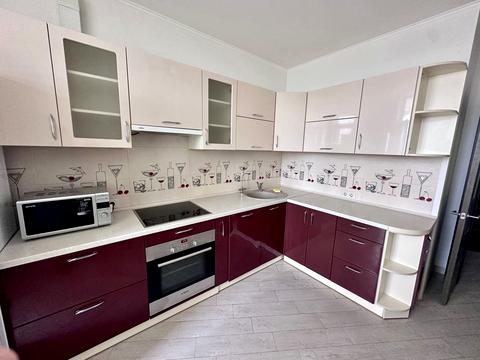 квартира по адресу Миколы Бажана просп., 8б