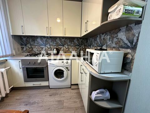 квартира за адресою Героїв Крут вул. (Валентини Терешкової), 8