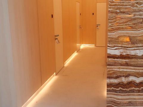 комерційна за адресою Київська вул., 107б