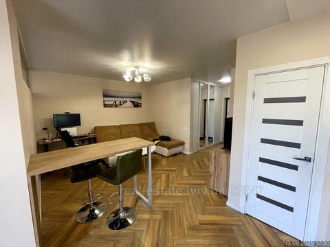 квартира за адресою Богдана Хмельницького вул., 26