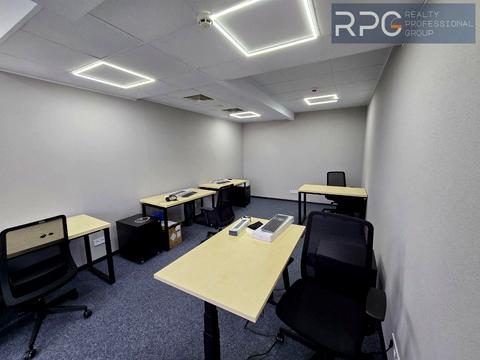 комерційна за адресою Велика Житомирська вул., 20
