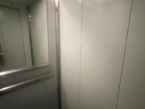 квартира по адресу Молодёжи просп., 10