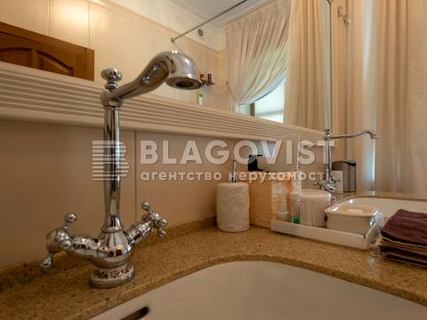 дом по адресу Київська ул.