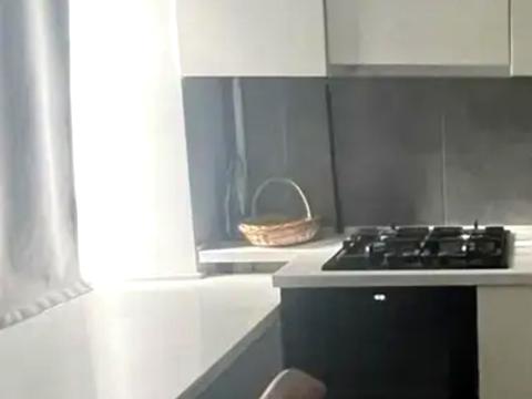 квартира за адресою Генерала Генадія Воробйова вул. (Курська), 13