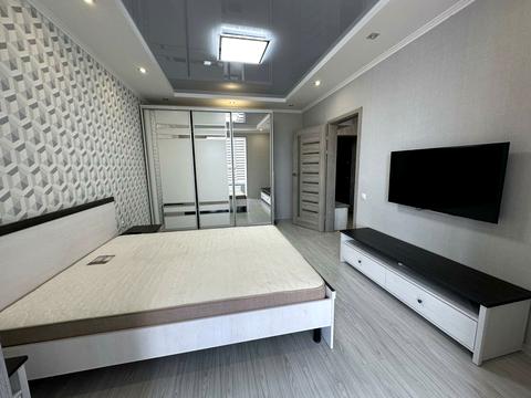 квартира по адресу Александра Довженко ул., 37