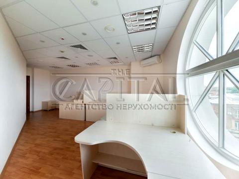 коммерческая по адресу Кияновский пер., 7-А