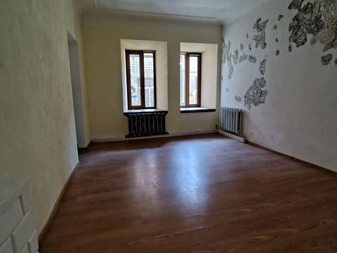 комерційна за адресою Канатна вул., 28