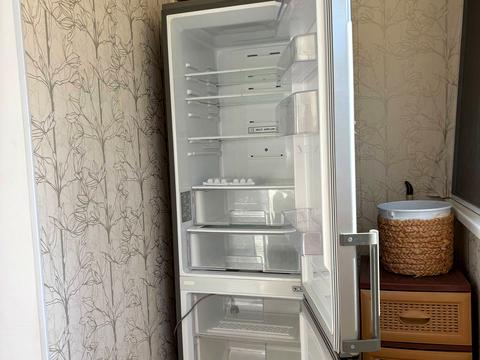 квартира за адресою Євгена Чикаленка вул., 59и