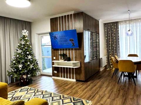 будинок за адресою Жуляни