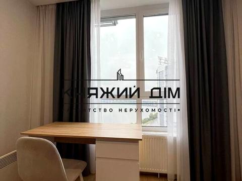 квартира за адресою Дніпровська набережна вул., 17-К