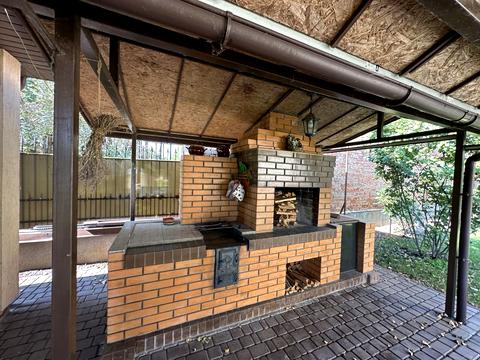 будинок за адресою с. Гнідин, Дачна, 8