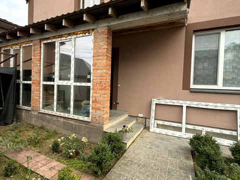 будинок за адресою Івана Колобова