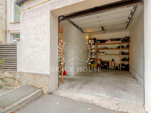 будинок за адресою Павла Загребельного вул. (Миколи Раєвського)