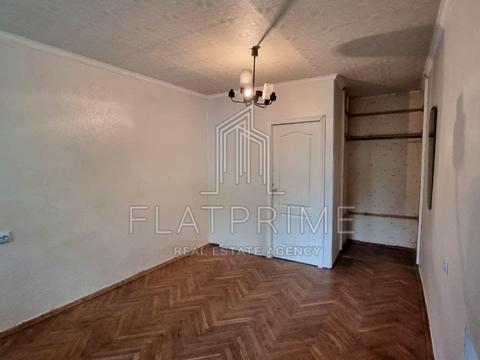 квартира за адресою Євгена Коновальця вул. (Щорса), 15