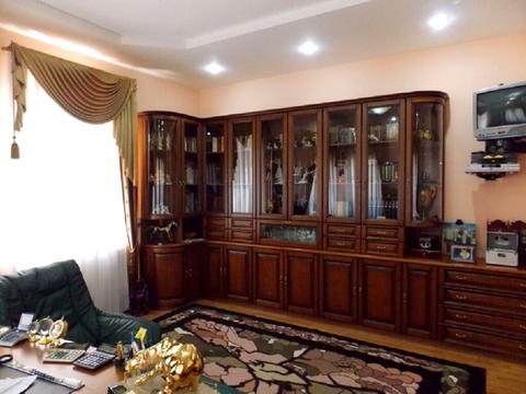 будинок за адресою Зоряна вул.