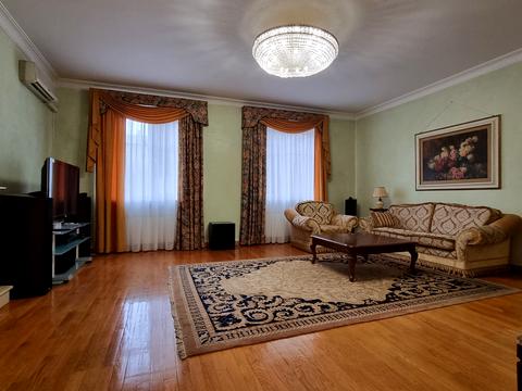 квартира за адресою Шовковична вул., 13/2