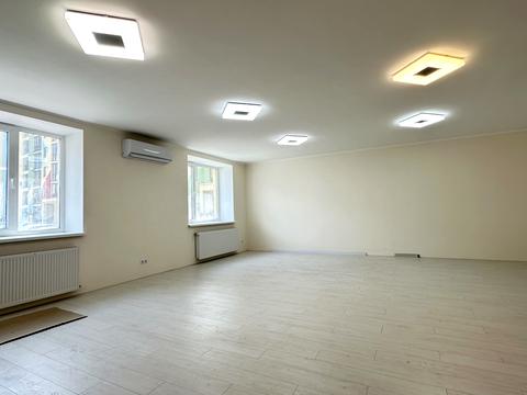 коммерческая по адресу Зодчих ул., 19