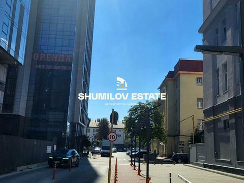 комерційна за адресою Героїв УПА вул., 68