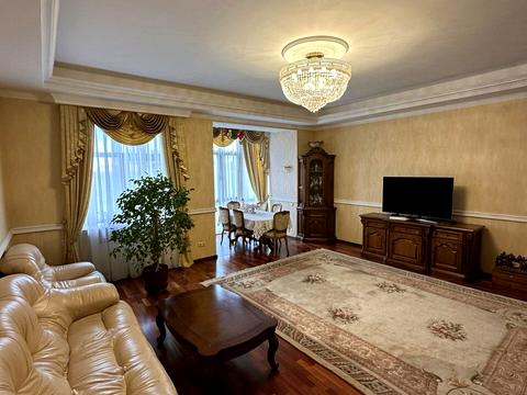 квартира по адресу Токмакская ул., 54