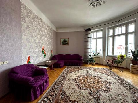 квартира за адресою Поштова, 1