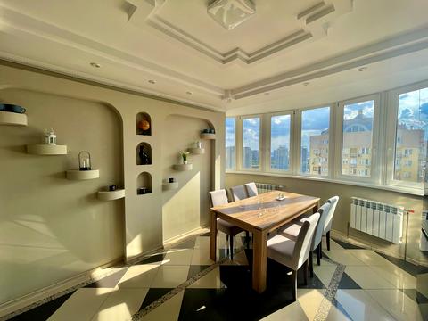 квартира за адресою Анни Ахматової вул., 48