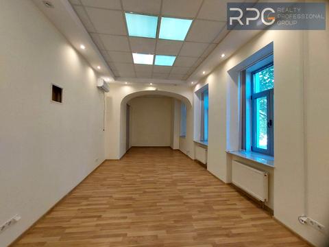 коммерческая по адресу Владимирская ул., 4