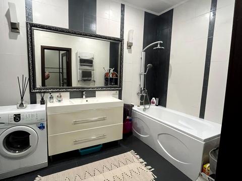 будинок за адресою Озерна вул.