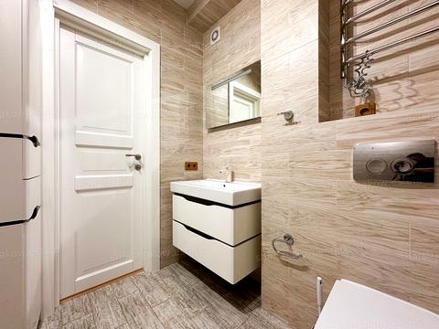квартира за адресою Регенераторна вул., 4 к5