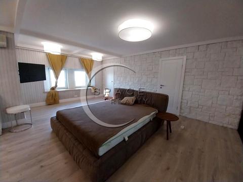 квартира за адресою Клінічна вул., 23/25